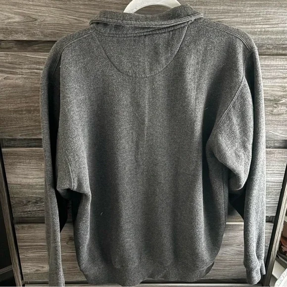 OHIO STATE Sweatshirt great condition- hardly ever worn. - Picture 3 of 4